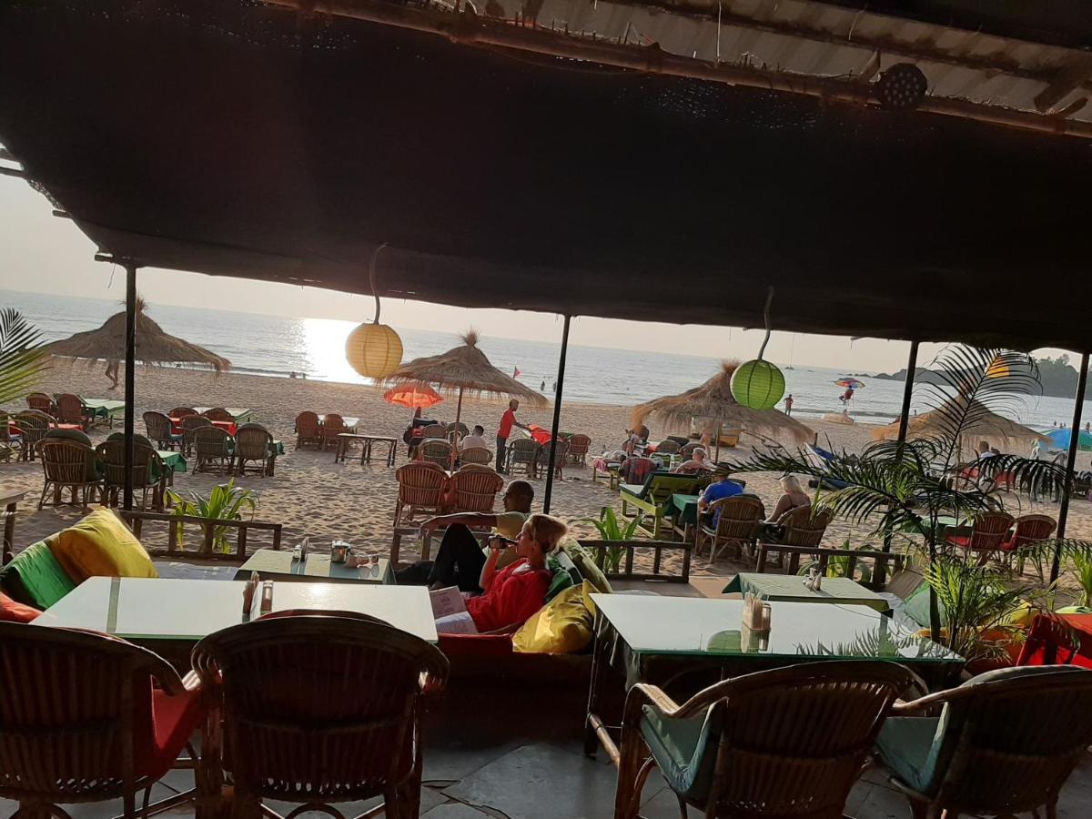 Om Shanti Beach Stay Patnem Patnem Beach Kültér fotó